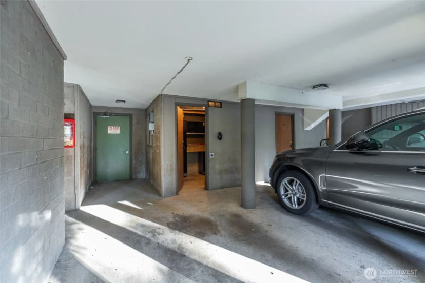 Property photo for 3206 80th Avenue Se #3, Mercer Island photo 29