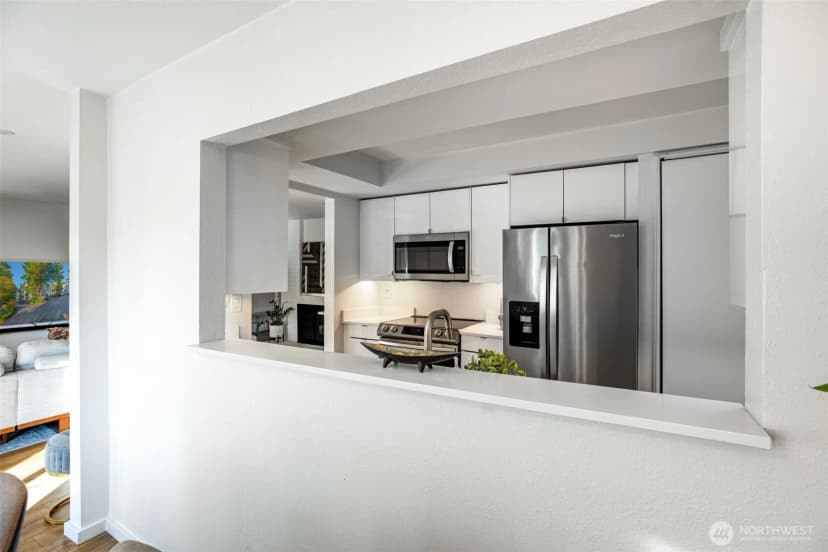 Property photo for 3206 80th Avenue Se #3, Mercer Island photo 14