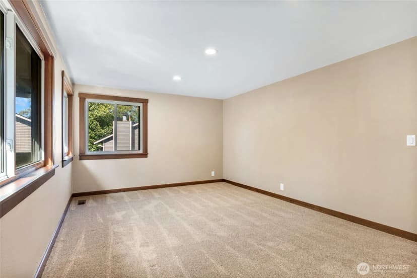 Property photo for 833 15th Court, Mukilteo photo 28