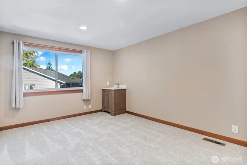 Property photo for 833 15th Court, Mukilteo photo 26