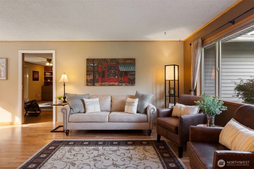 Property photo for 17104 24th Avenue Se, Bothell photo 5