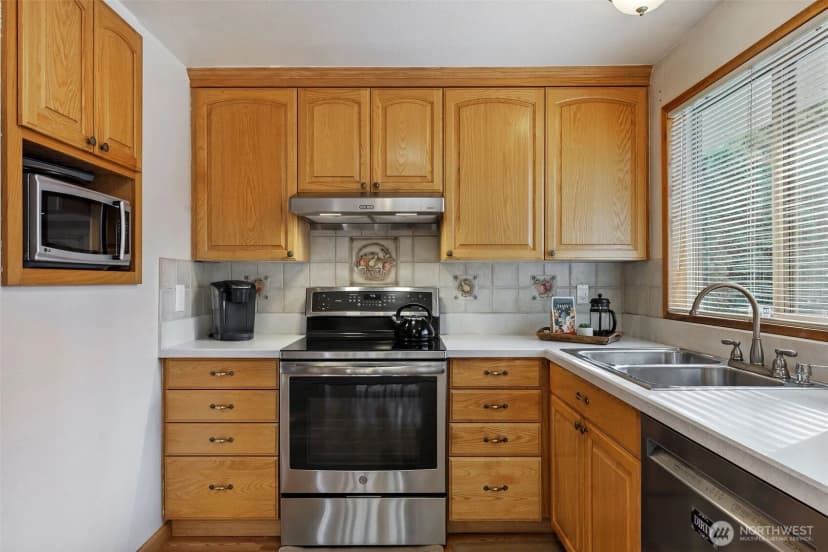 Property photo for 17104 24th Avenue Se, Bothell photo 13