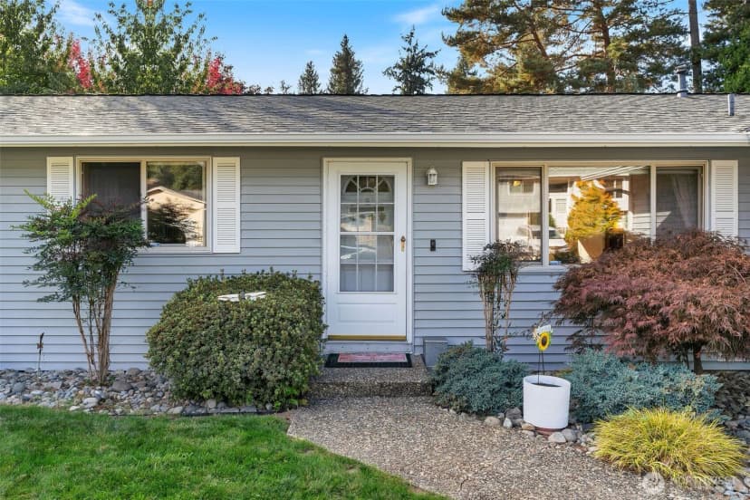 Property photo for 17104 24th Avenue Se, Bothell photo 3