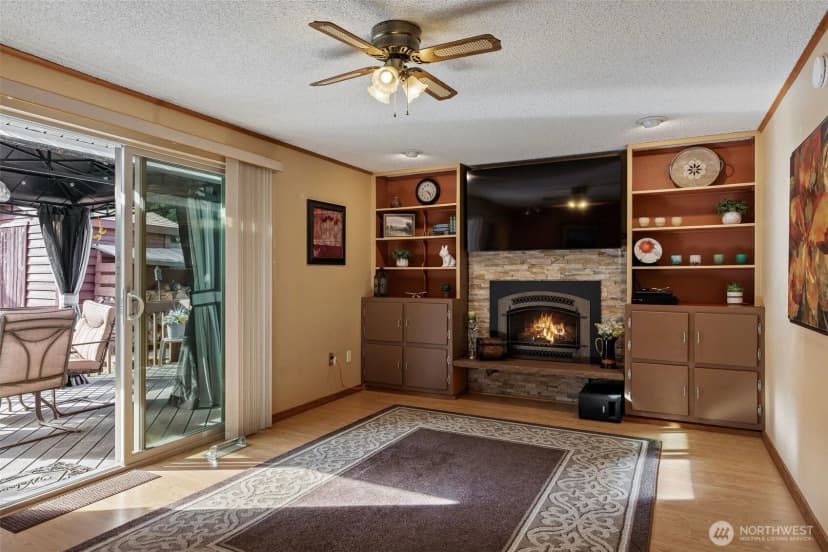 Property photo for 17104 24th Avenue Se, Bothell photo 16