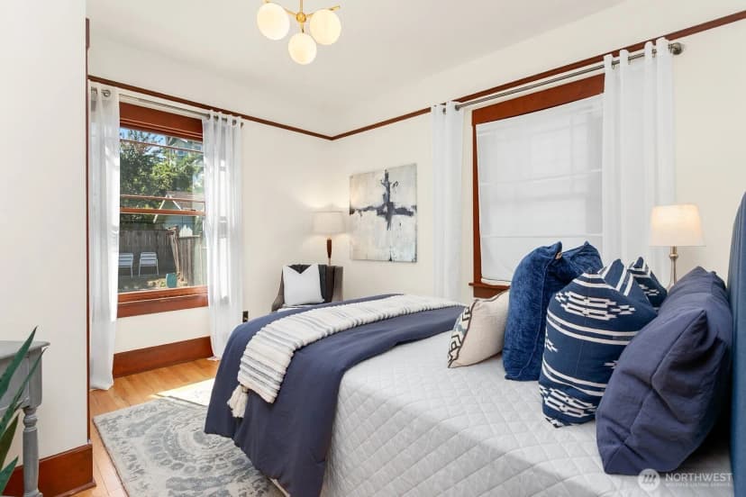 Property photo for 4329 5th Avenue Ne, Seattle photo 13