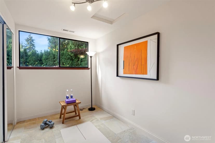 Property photo for 5807 142nd Place Se, Bellevue photo 28