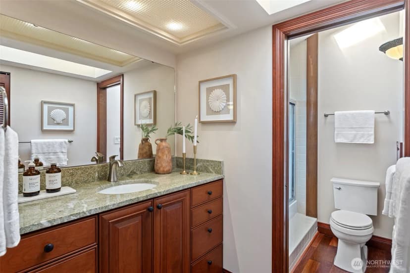 Property photo for 5807 142nd Place Se, Bellevue photo 22