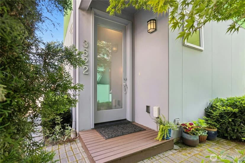 Property photo for 3622 36th Avenue S, Seattle photo 24