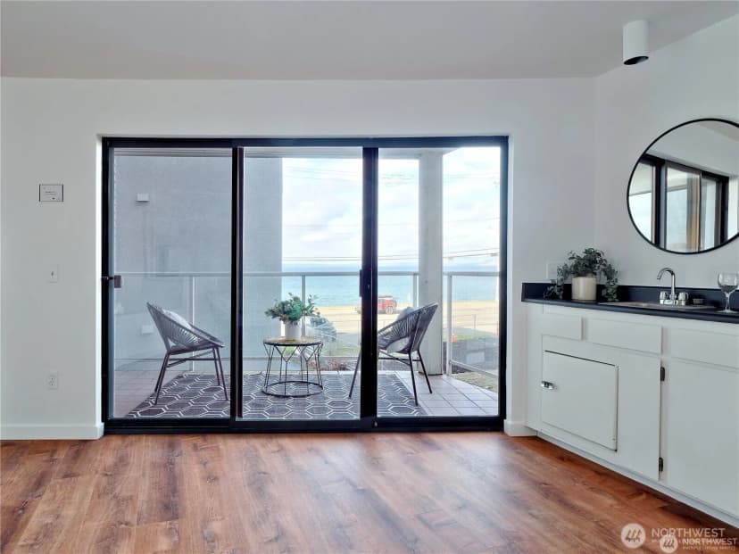 Property photo for 2104 Alki Avenue Sw #205, Seattle photo 10