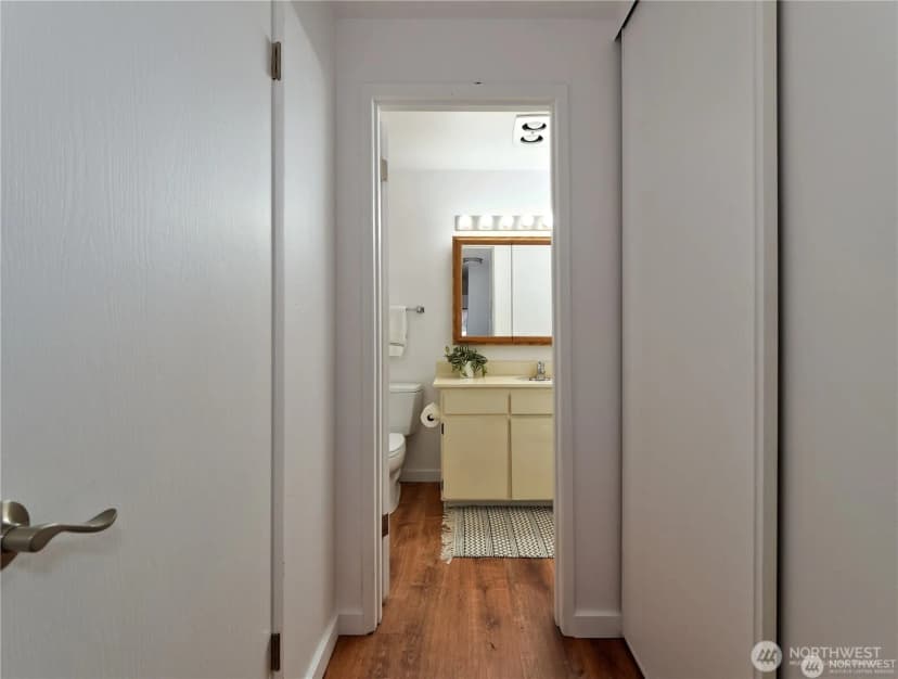 Property photo for 2104 Alki Avenue Sw #205, Seattle photo 23