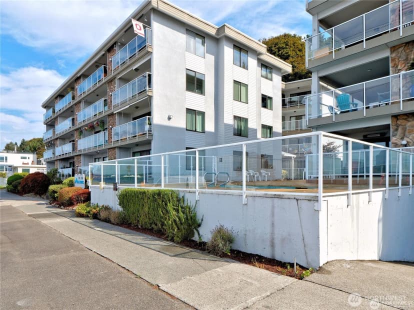 Property photo for 2104 Alki Avenue Sw #205, Seattle photo 38