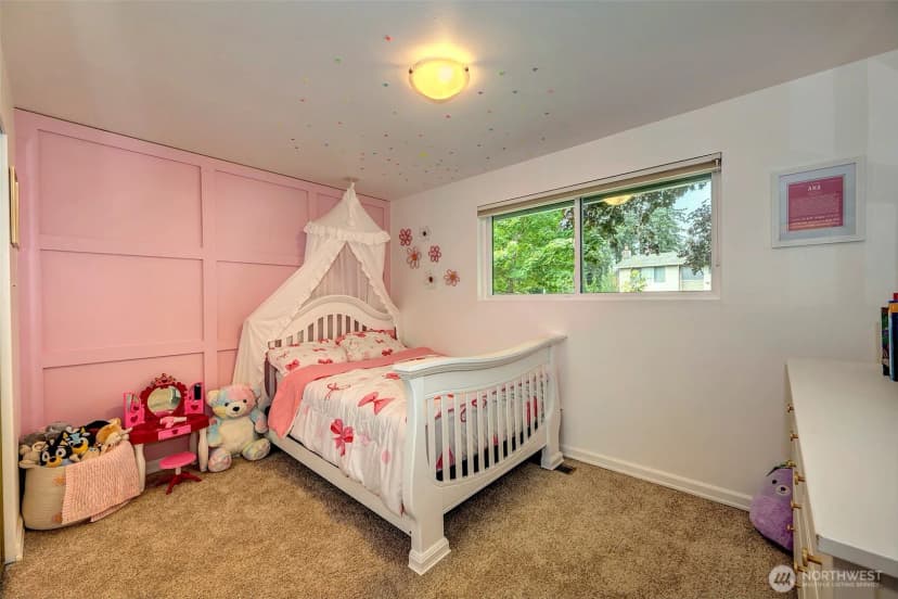 Property photo for 19501 1st Ave Se, Bothell photo 11