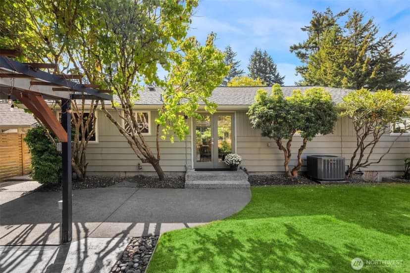 Property photo for 506 N 141st Street, Seattle photo 35