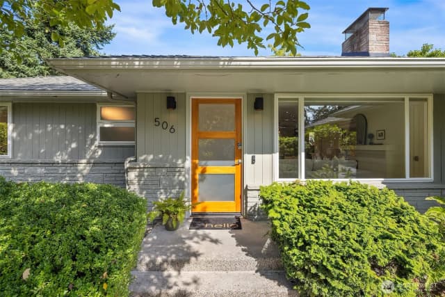 Property photo for 506 N 141st Street, Seattle photo 2