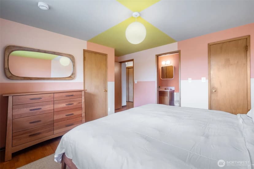 Property photo for 9612 55th Avenue S, Seattle photo 17
