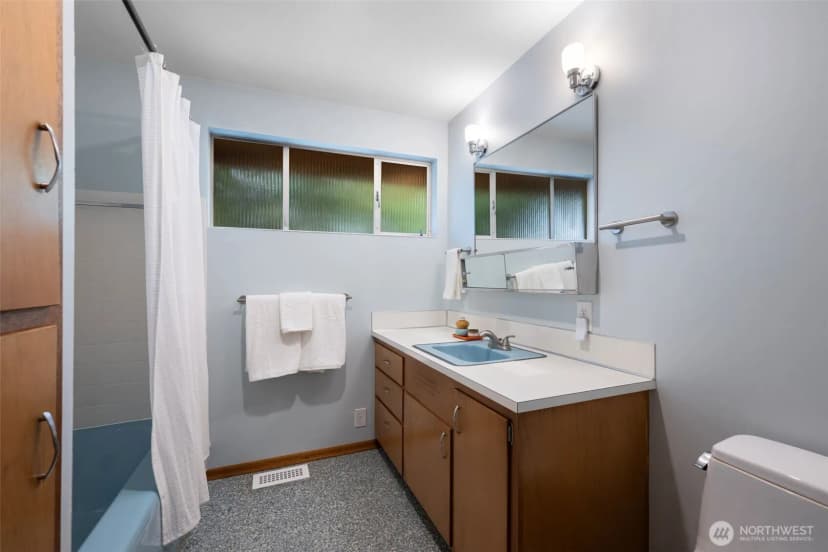 Property photo for 9612 55th Avenue S, Seattle photo 23