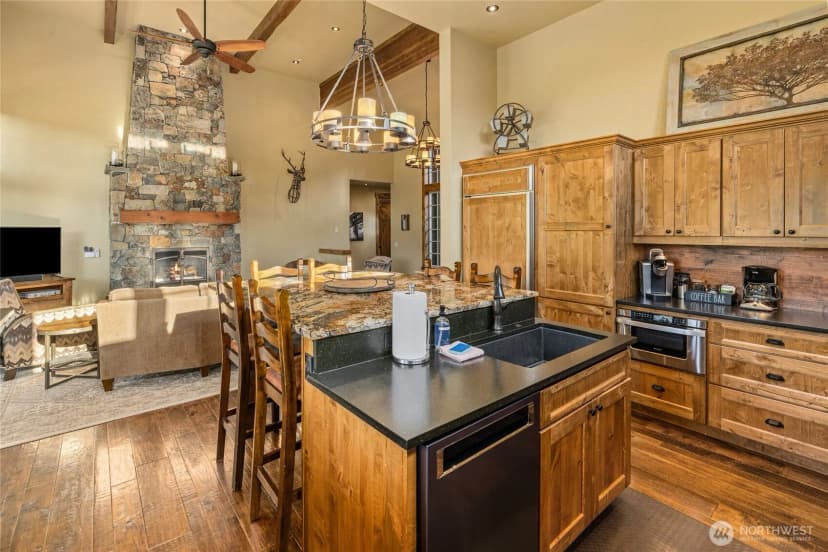 Property photo for 400 Tipple Hill Loop, Cle Elum photo 8
