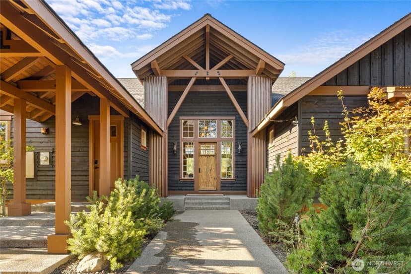 Property photo for 400 Tipple Hill Loop, Cle Elum
