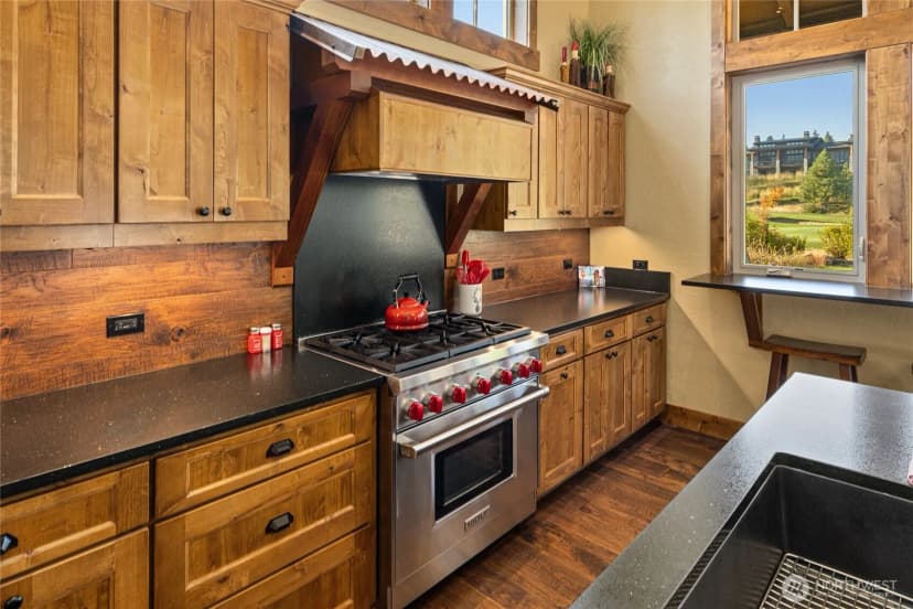 Property photo for 400 Tipple Hill Loop, Cle Elum photo 6