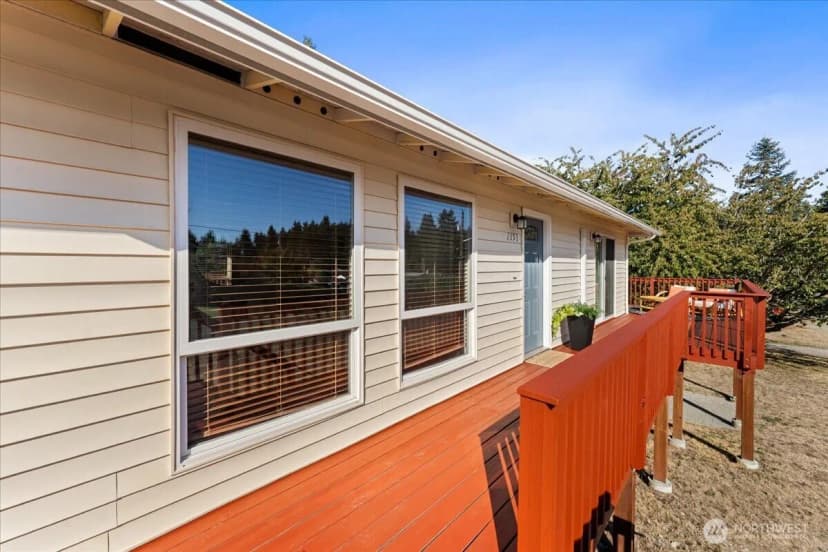 Property photo for 1351 S Highland, Tacoma photo 3