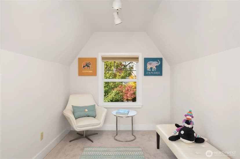 Property photo for 5208 36th Avenue Ne, Seattle photo 21