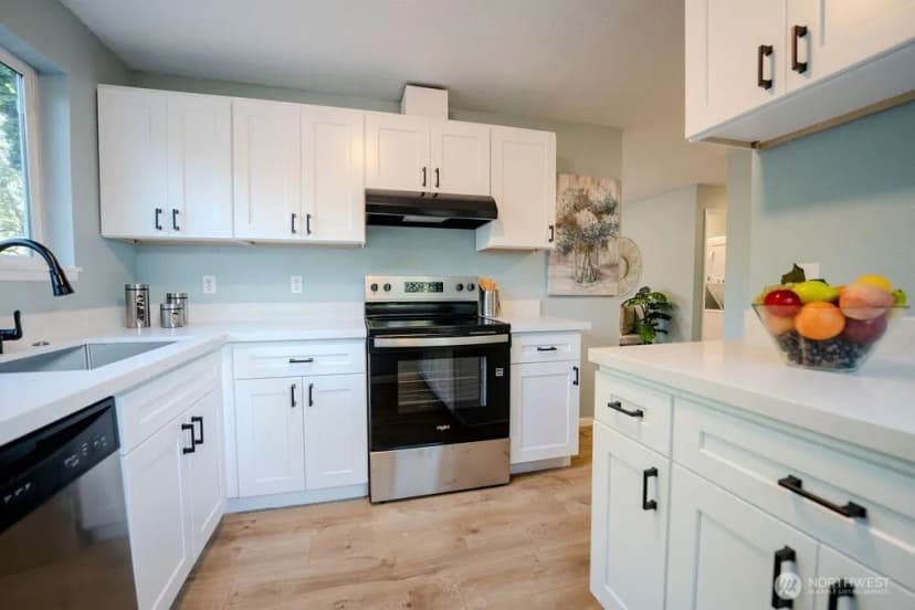 Property photo for 12419 Se Petrovitsky Road, Renton photo 4