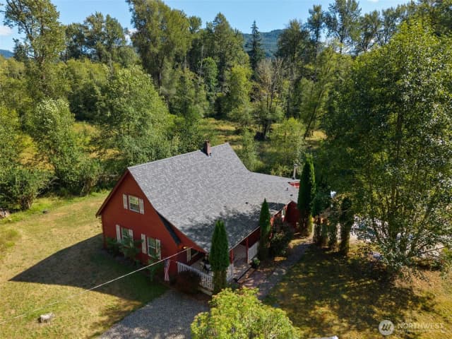 Property photo for 19220 State Route 706 E, Elbe photo 2