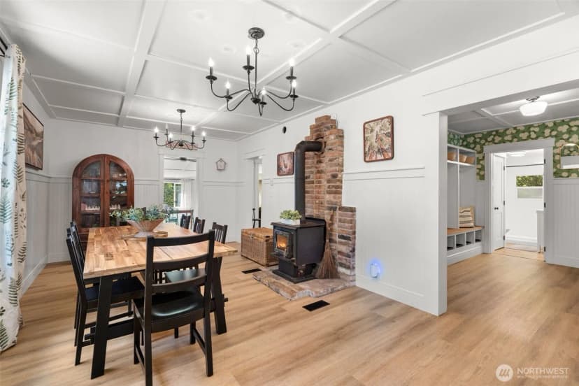 Property photo for 19220 State Route 706 E, Elbe photo 20