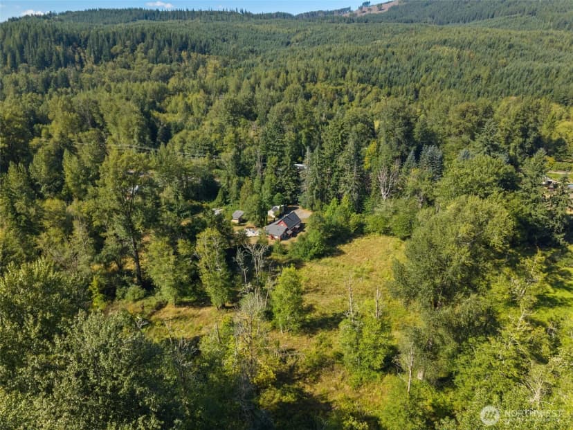 Property photo for 19220 State Route 706 E, Elbe photo 5
