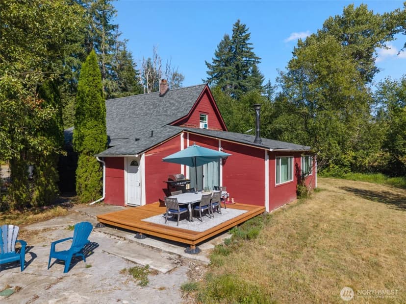 Property photo for 19220 State Route 706 E, Elbe photo 32