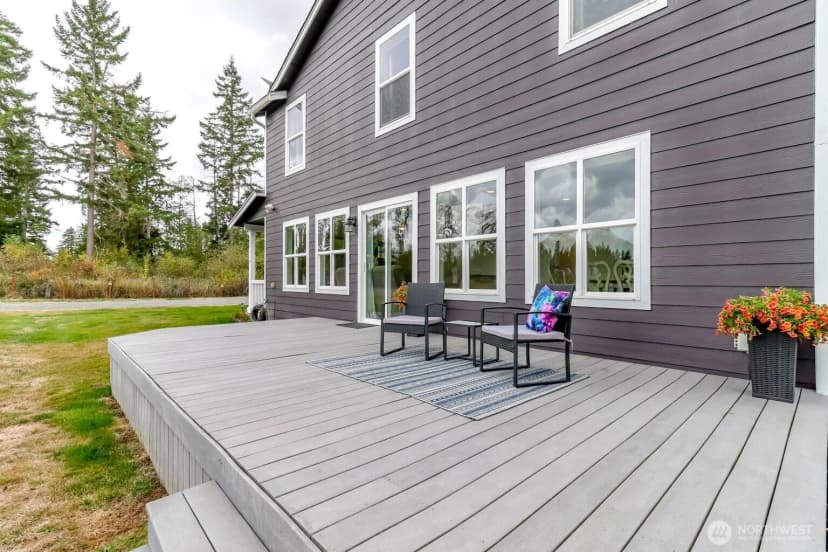 Property photo for 33114 40th Avenue S, Roy photo 27