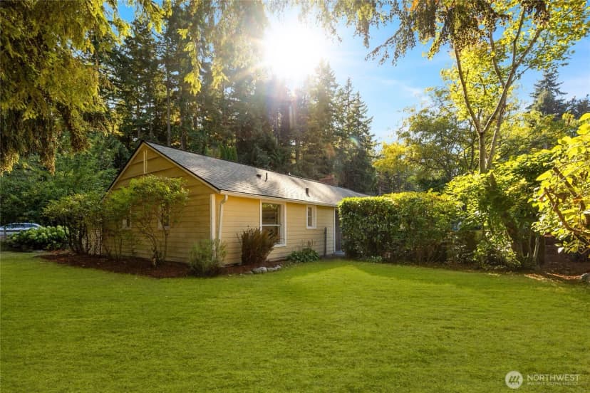 Property photo for 2108 Ne 165th Street, Shoreline photo 29