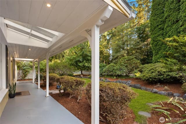 Property photo for 2108 Ne 165th Street, Shoreline photo 5