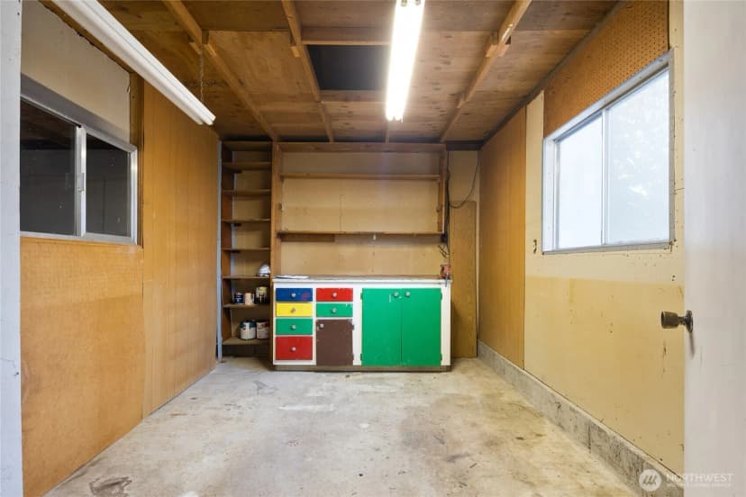 Property photo for 2108 Ne 165th Street, Shoreline photo 33
