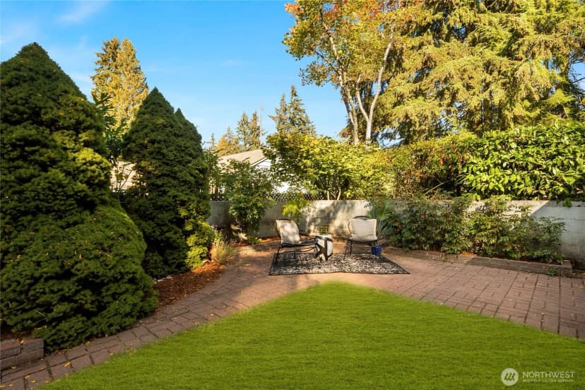 Property photo for 2108 Ne 165th Street, Shoreline photo 31