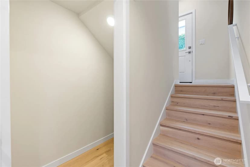 Property photo for 8043 19th Avenue Ne, Seattle photo 17