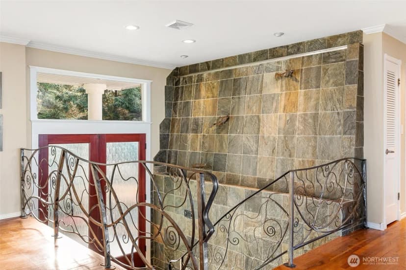 Property photo for 11912 Marine View Drive, Edmonds photo 20