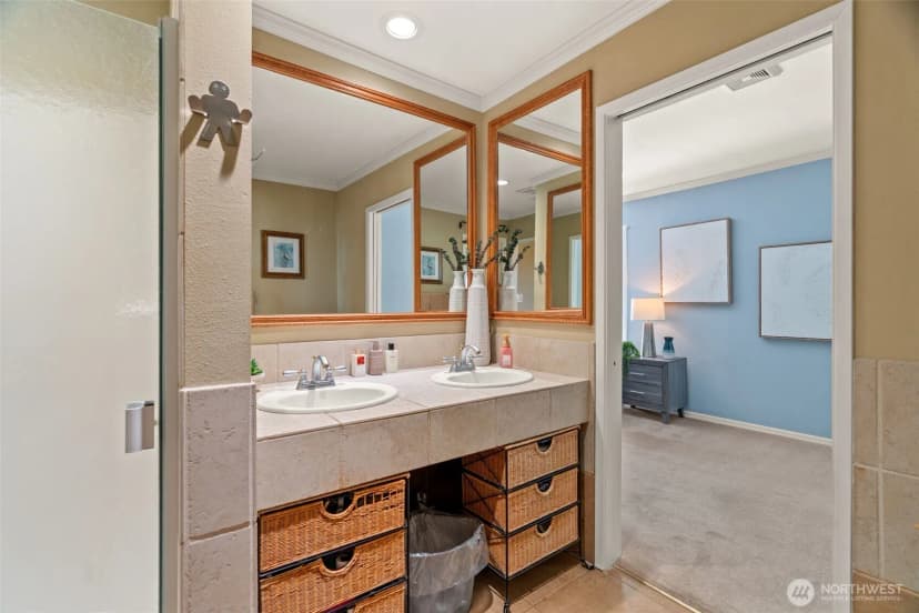 Property photo for 11912 Marine View Drive, Edmonds photo 30