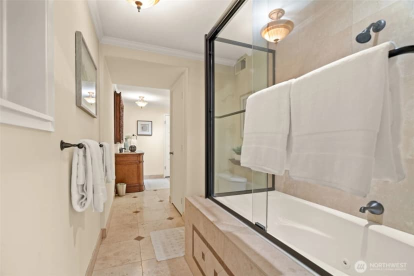 Property photo for 11912 Marine View Drive, Edmonds photo 33