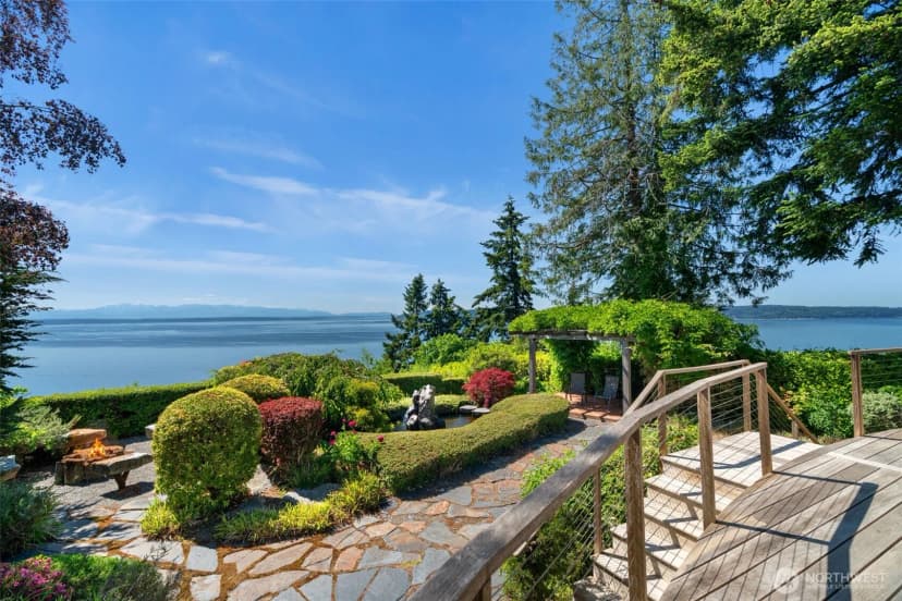Property photo for 11912 Marine View Drive, Edmonds photo 7