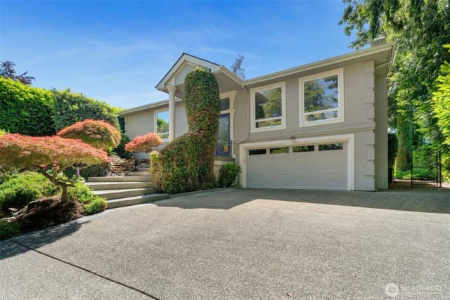 Property photo for 11912 Marine View Drive, Edmonds photo 5