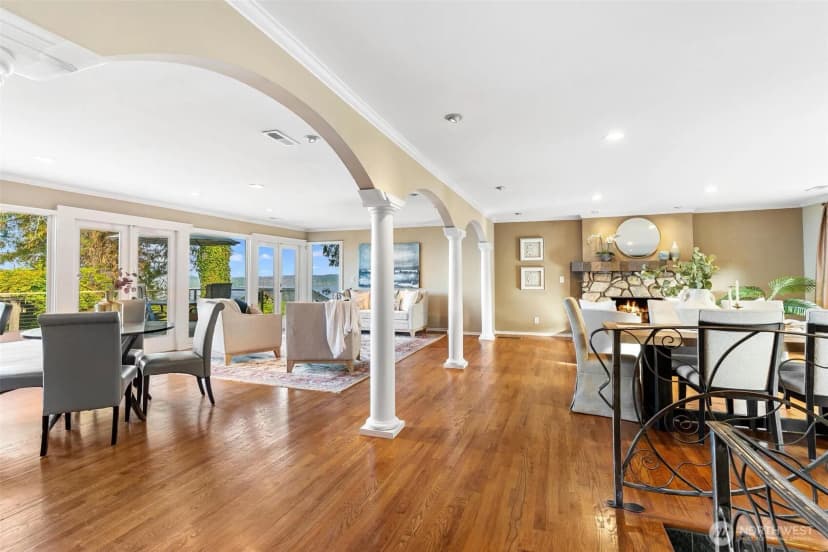 Property photo for 11912 Marine View Drive, Edmonds photo 12