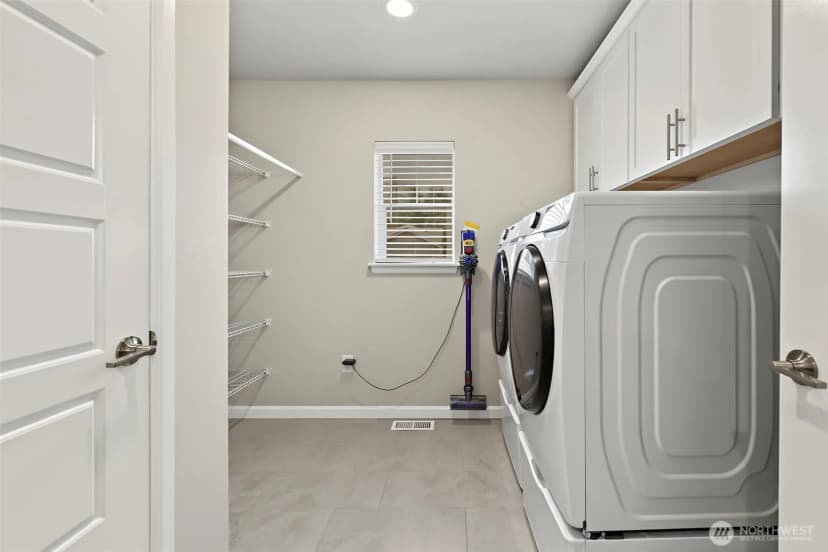 Property photo for 32800 Ash Avenue Se, Black Diamond photo 24