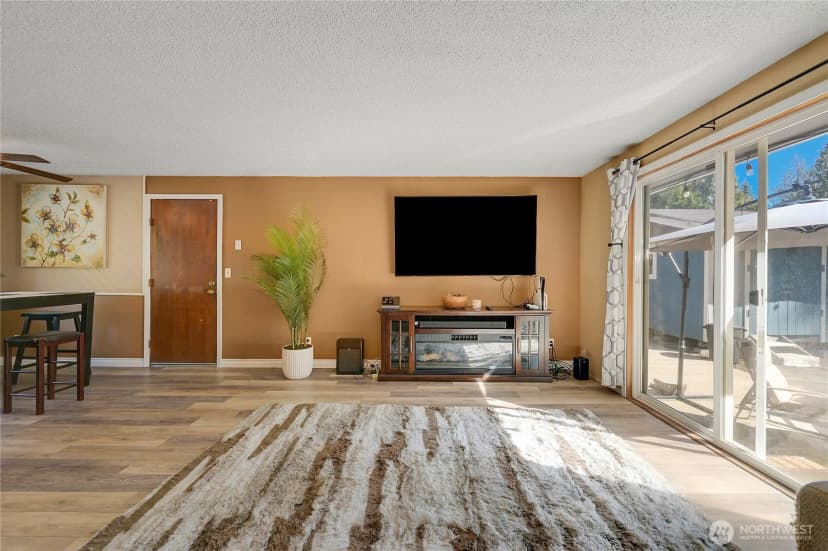 Property photo for 6910 E Cascade Drive, Port Orchard photo 16