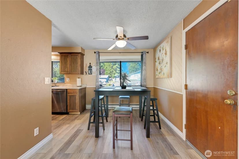 Property photo for 6910 E Cascade Drive, Port Orchard photo 13