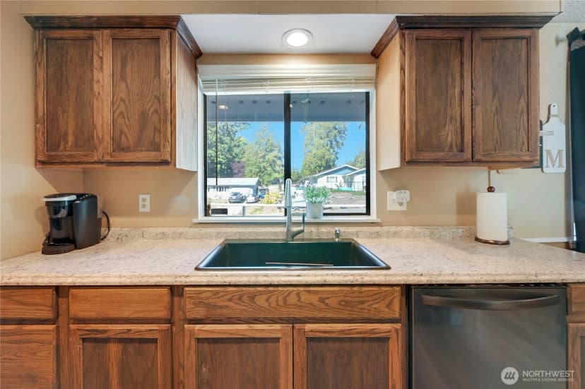 Property photo for 6910 E Cascade Drive, Port Orchard photo 10