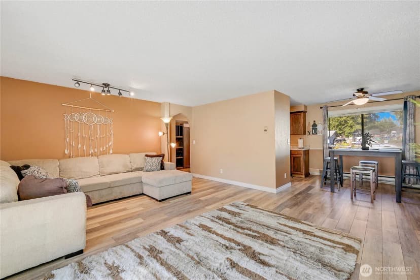 Property photo for 6910 E Cascade Drive, Port Orchard photo 15