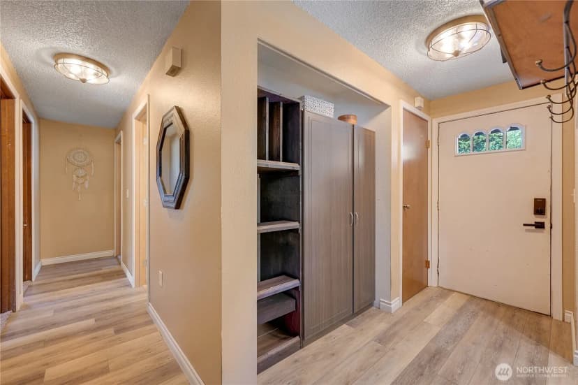 Property photo for 6910 E Cascade Drive, Port Orchard photo 7