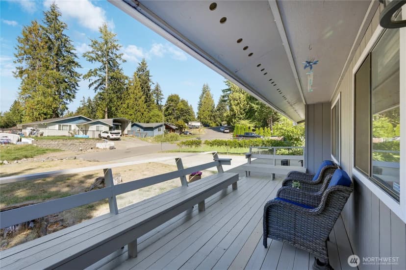 Property photo for 6910 E Cascade Drive, Port Orchard photo 6
