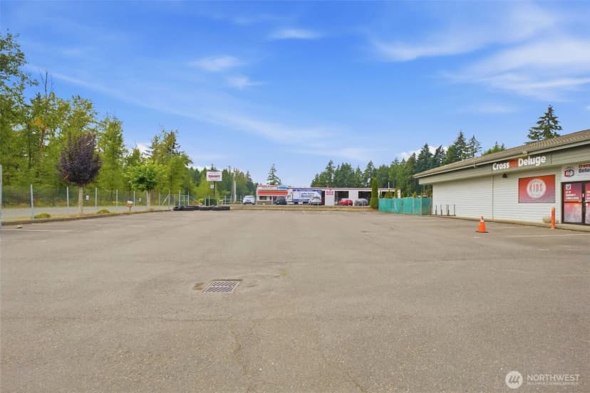 Property photo for 10113 213th Street E, Graham photo 4